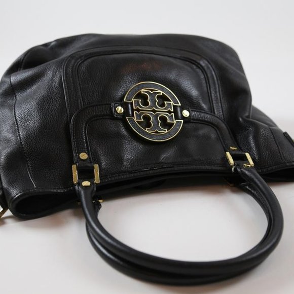 Tory Burch Amanda Hobo Bag - Picture 6 of 10